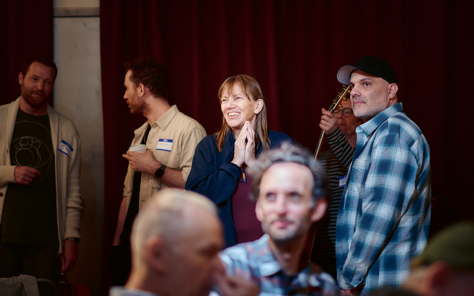 Linda Manzer and Cris Mirabella with players gathered in the Brooklyn Guitar Feast I room.
