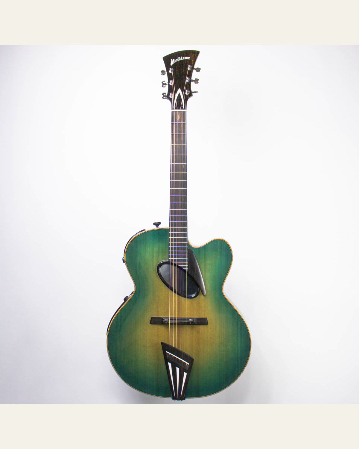 1996 Monteleone 18" Acoustic Archtop instrument photograph